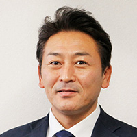 菊地 通晴氏