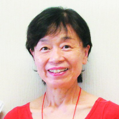 山崎 律子氏